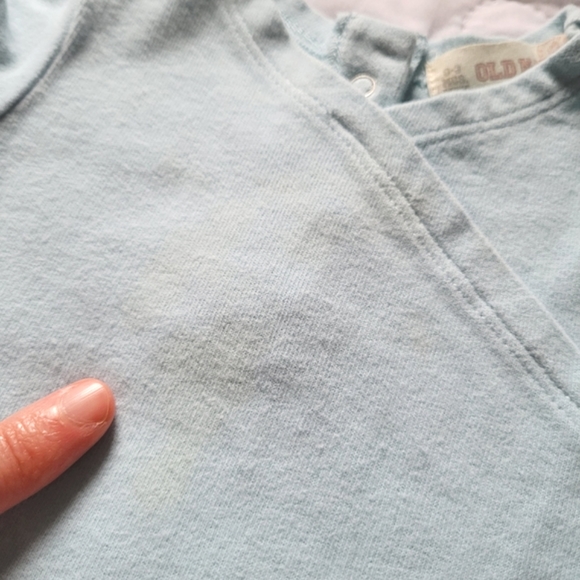 10/$20 ❄️ Old Navy Top - Picture 5 of 6